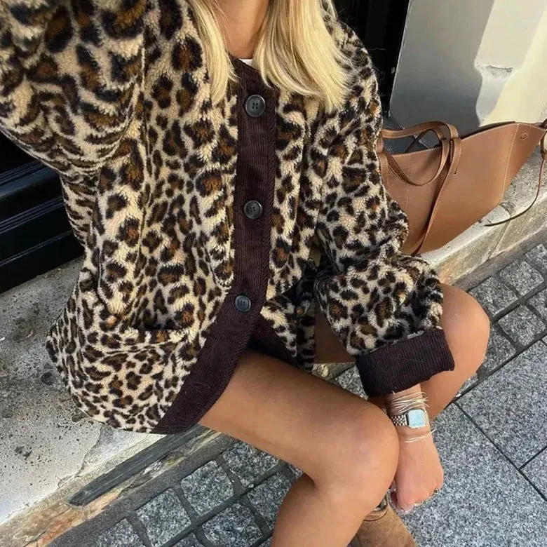 LYDIA | Chic Leopard Cardigan