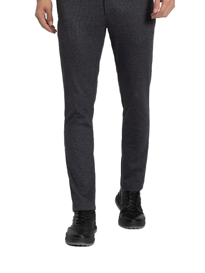 Men's Black Cotton Rich Slim Fit Solid Pants