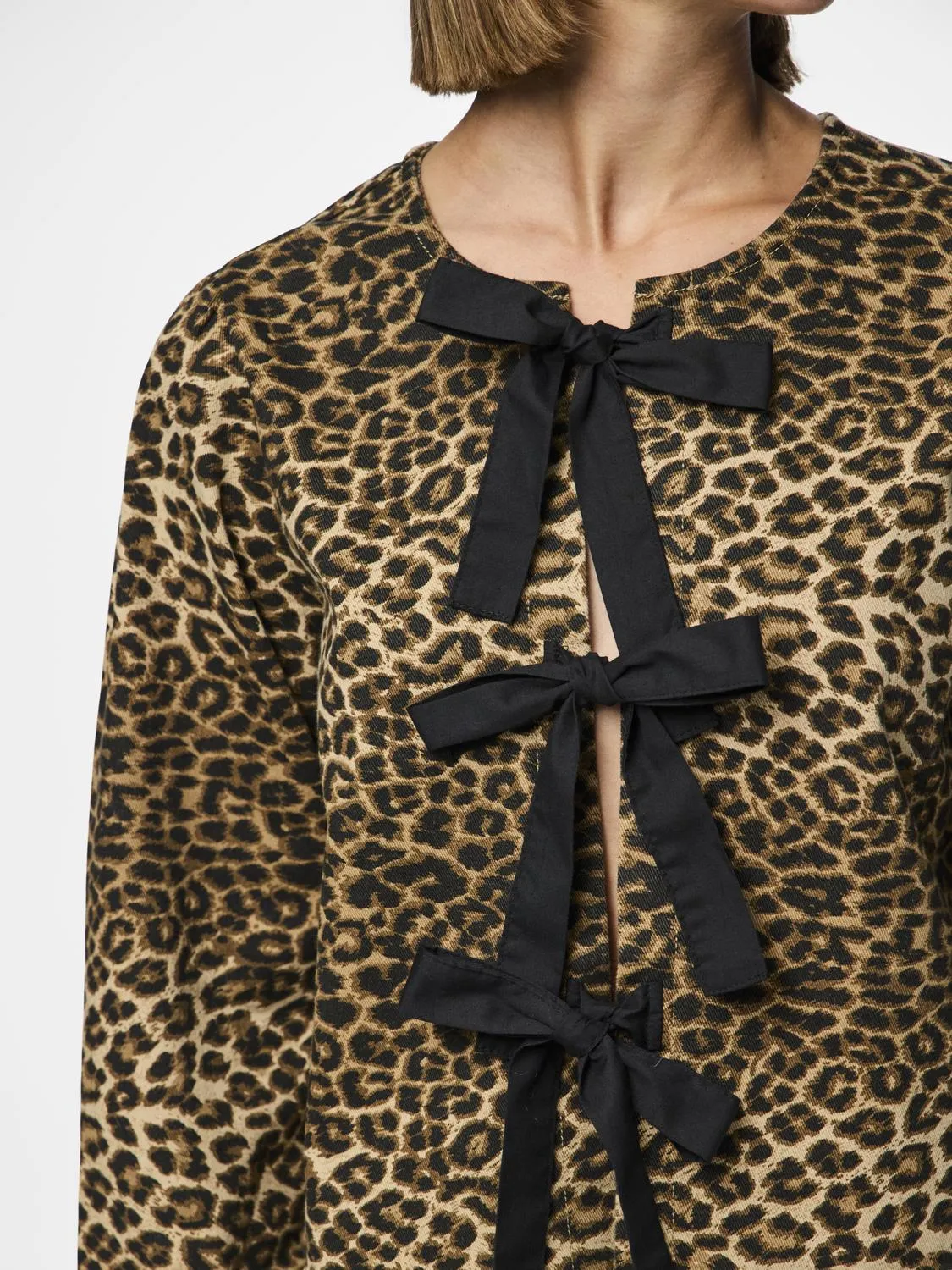 PCASTRID Top - Black