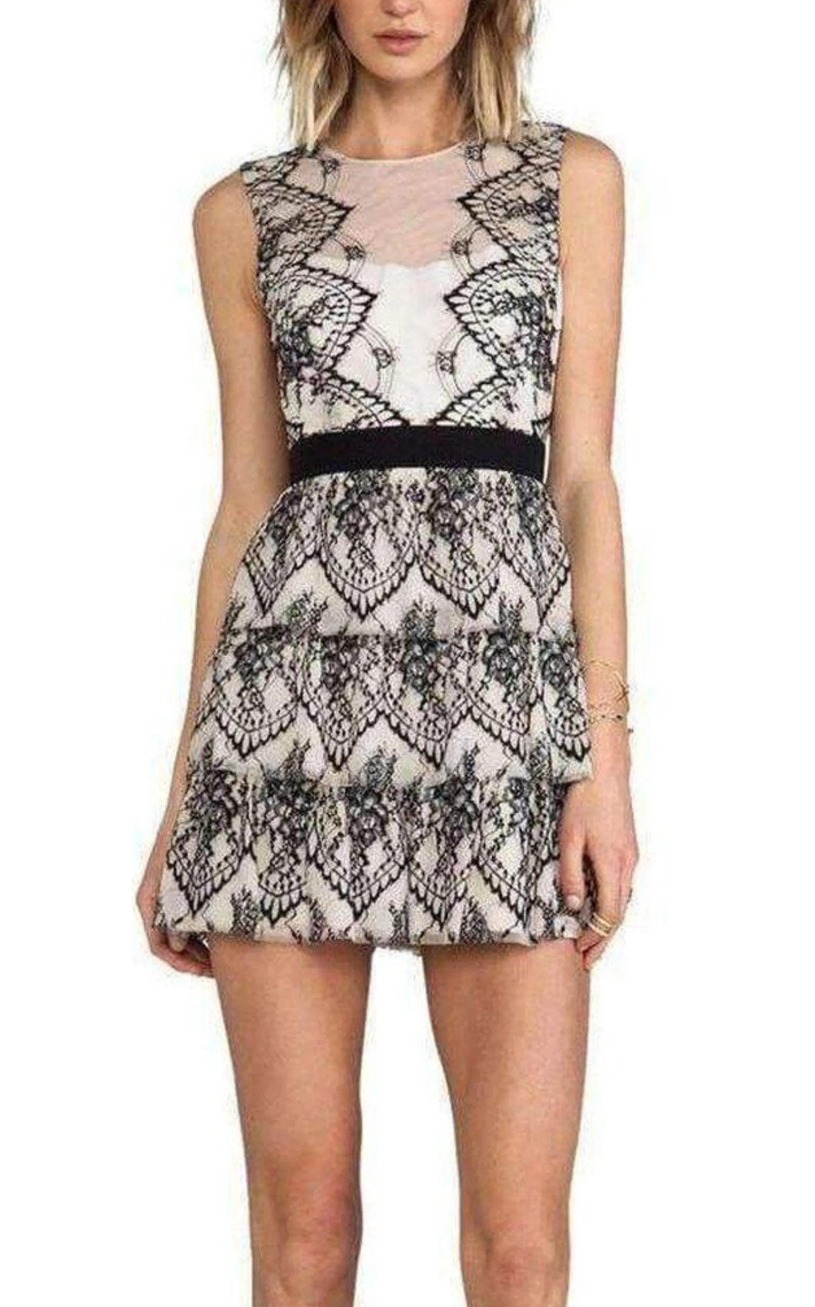 Sleeveless Scalloped Lace Dress