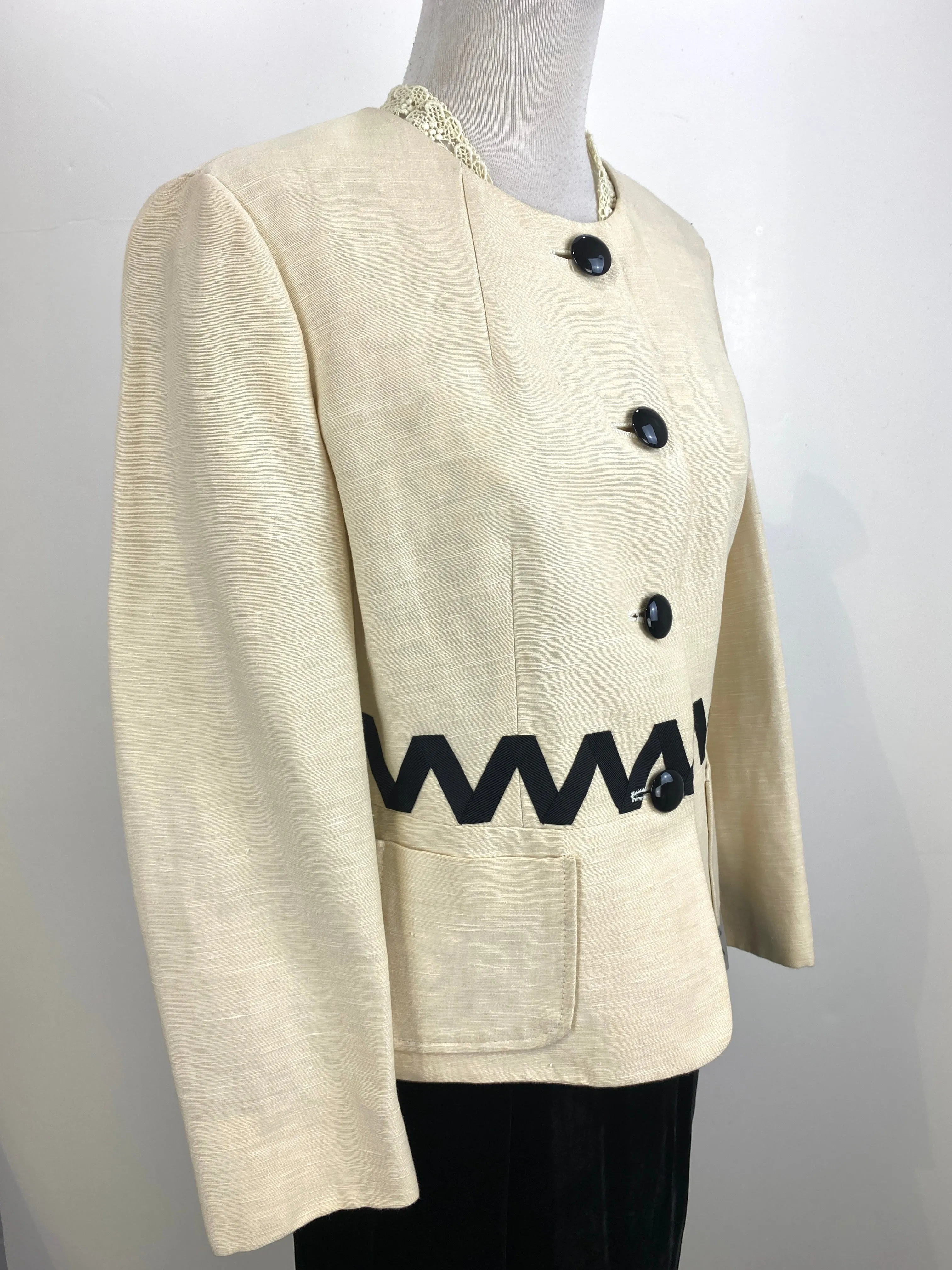 Vintage 1980s Women's Cream Linen/Cotton Etro Designer Blazer, Medium